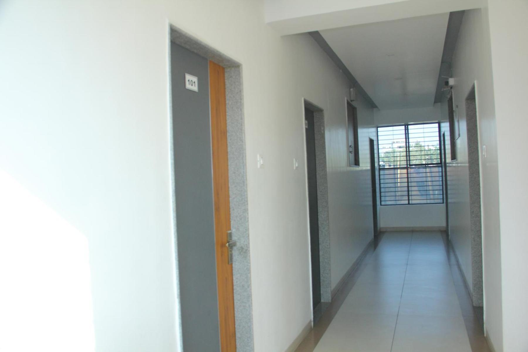 Hotel Ambai Executive Tuljapur Bagian luar foto